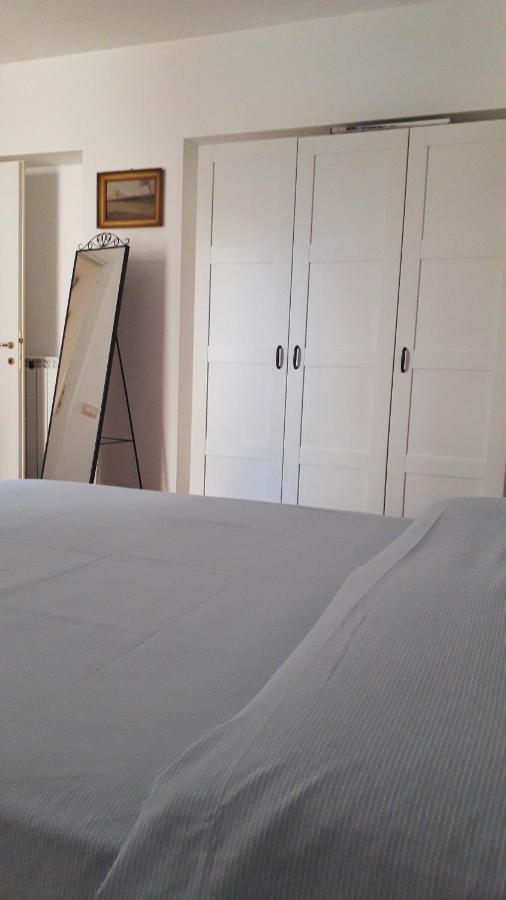 Max And Sun Parking Privato Nel Prezzo Leilighet Sanremo Eksteriør bilde