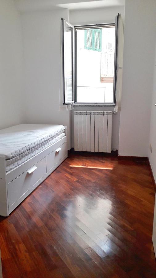 Max And Sun Parking Privato Nel Prezzo Leilighet Sanremo Eksteriør bilde